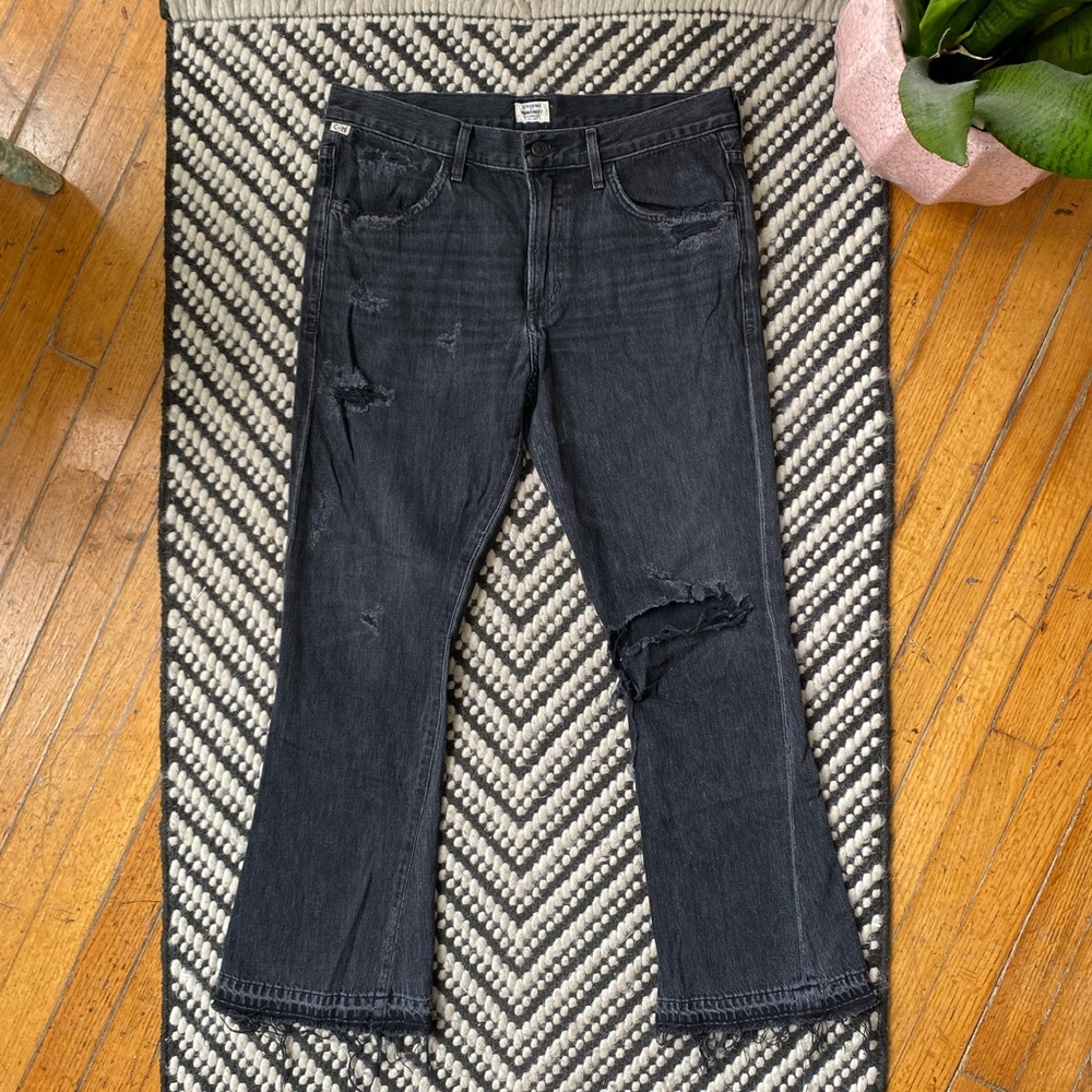 Citizens of H relaxed fit high rise flare distressed jeans, sz 27, fray hem